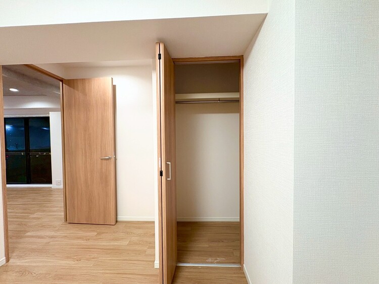 その他 収納スペースが付いていて、お部屋を広く使っていただけます。