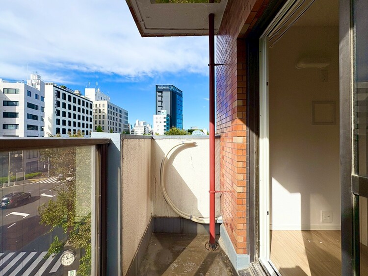 その他 朝の澄んだ空気や、夕方に吹く清々しい風を感じられるバルコニー。