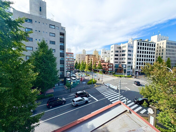 その他 眺望や窓からの景色が良いと、家で過ごす時間も快適です。