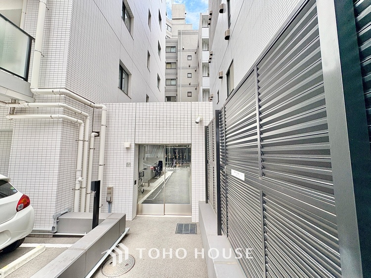 内装 使いやすく、明るい洋室に仕上がります。子供部屋や趣味のお部屋にご利用できます。