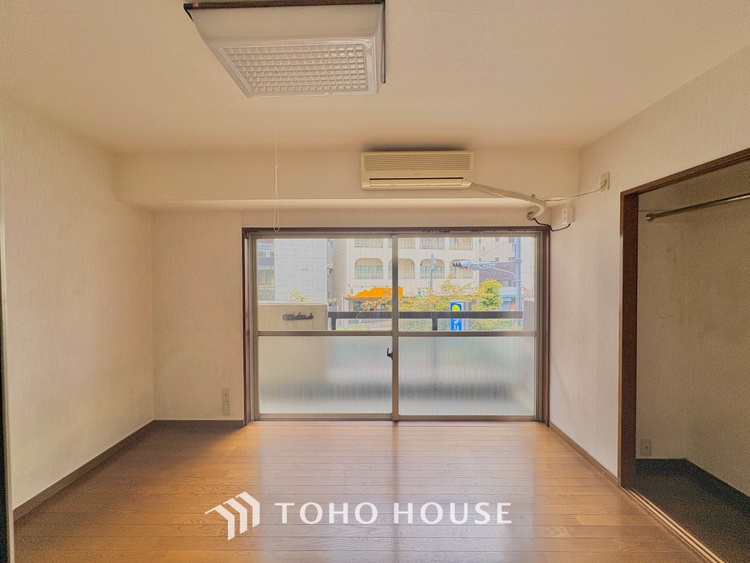 内装 そこに季節の息吹を感じて、いまがどんな季節なのかを実感する。