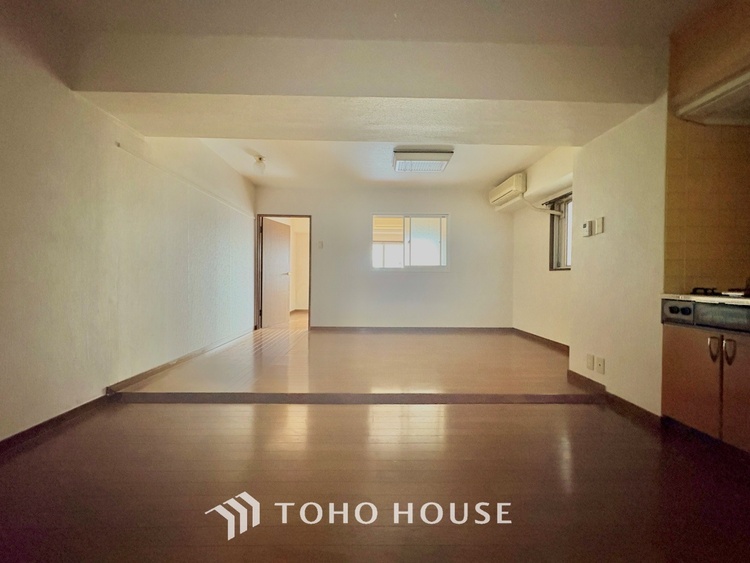 内装 叶えたかったのは落ち着きのあるナチュラルな風合い、そして開放感があるリビング。