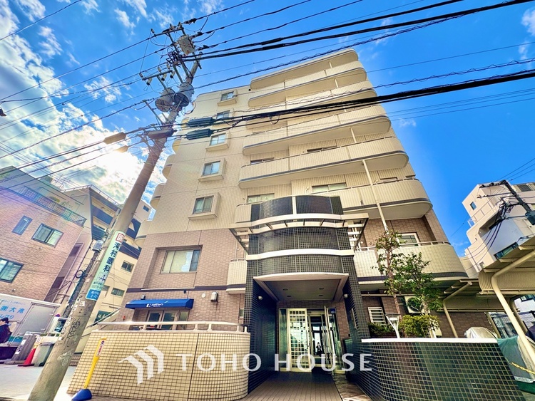 外観 ◆共有空間◆些細な事でほっぺを膨らまして怒る君。それでも僕達はこれからも一緒だよ。喧嘩をしても離れたくないから一つはさんだ同じ場所にいる。分かるよ。そこに君が