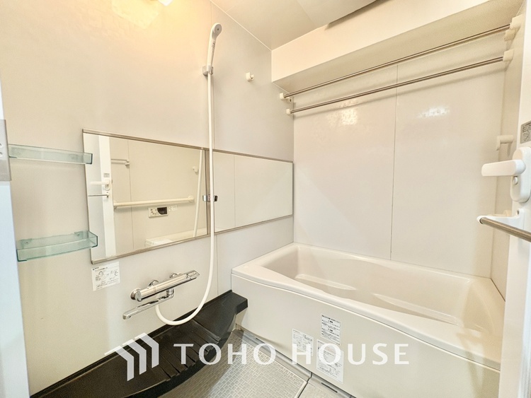 風呂 浴室は一日の疲れを癒す特別な空間。清潔感と快適性で心身ともにリフレッシュできます。