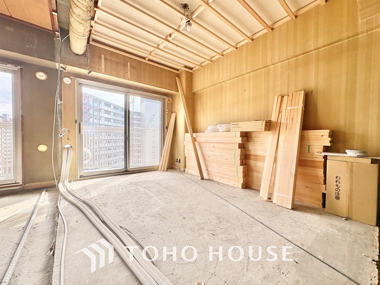 内装 【改装中】寝室は一日の疲れを癒す大切な空間。快適で落ち着けるおすすめの間取りです。