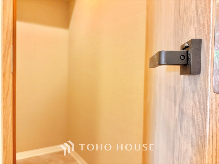 トイレ 清潔感あふれる快適なトイレ。毎日を心地よく過ごせるおすすめポイントです。