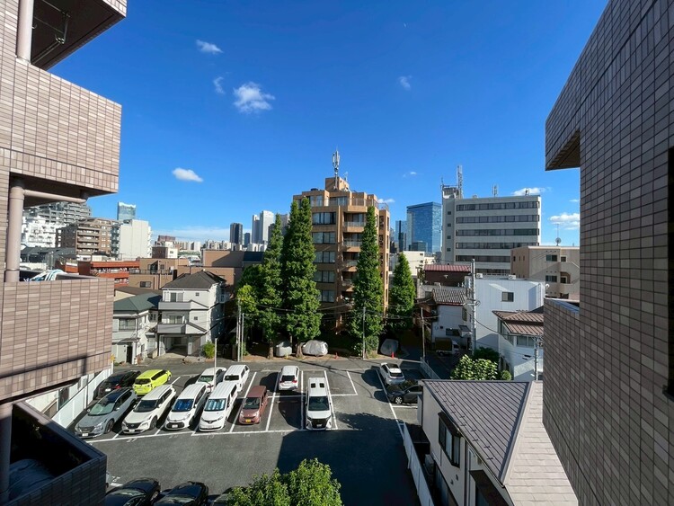 その他 眺望や窓からの景色が良いと、家で過ごす時間も快適です。