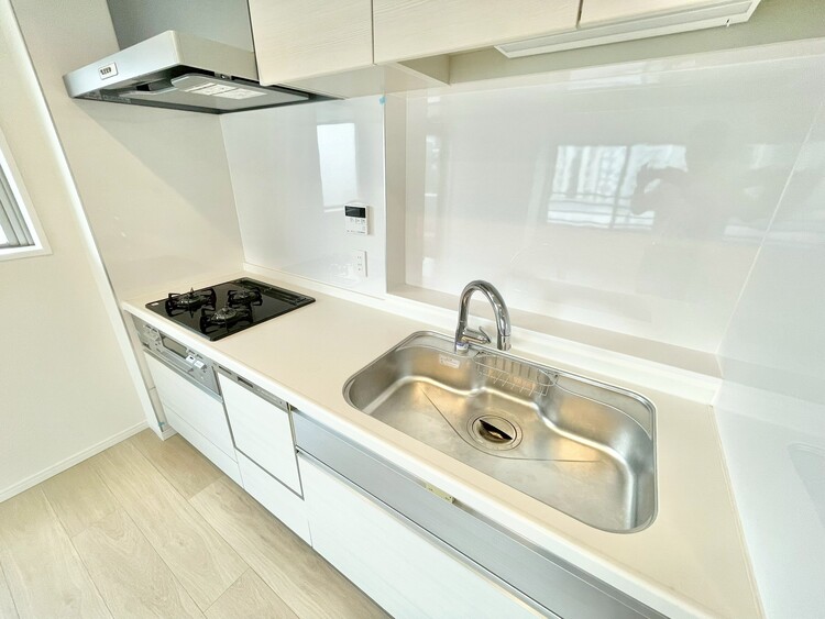 その他 開放感のあるキッチンスペース。調理をしながら、会話も弾みそうですね。