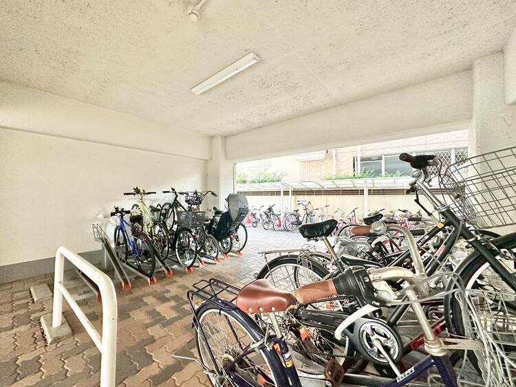 その他 駐輪場も綺麗に整頓されています。※空き状況は都度ご確認下さい。