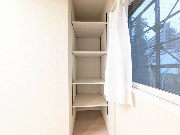 その他 家電やスーツケース、ストック品など何でも片付く嬉しい空間です。