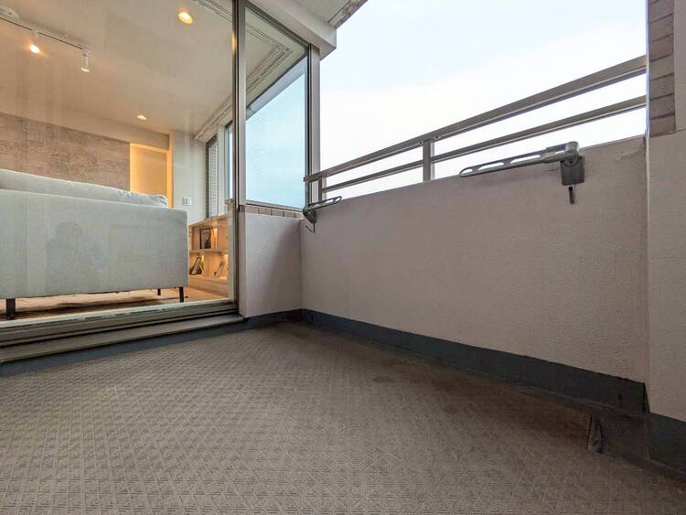 その他 朝の澄んだ空気や、夕方に吹く清々しい風を感じられるバルコニー。