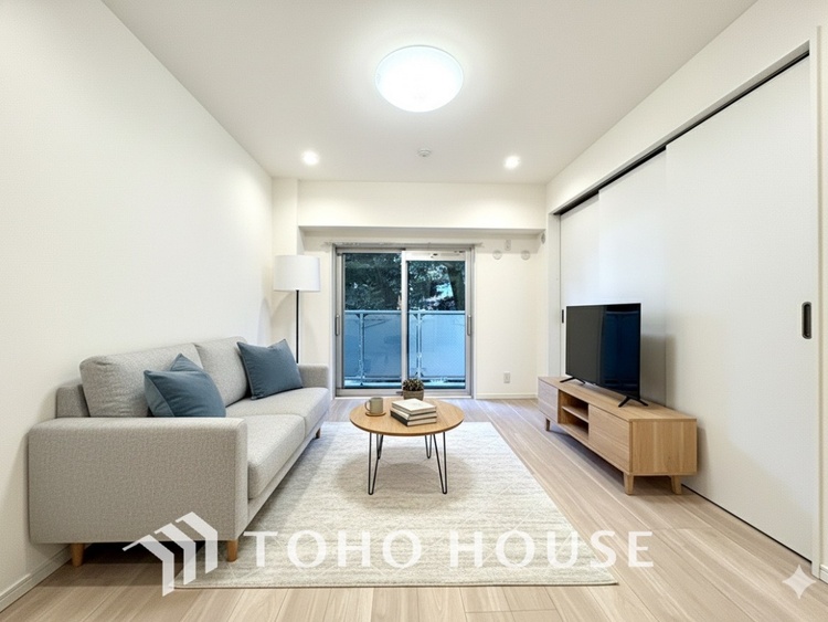 内装 【LIVING】◆煌びやか◆愛おしい家族との団欒の時間をより一層幸せなものに感じさせる煌びやかなLDK。輝かしい毎日が待っています。※この画像の家具の配置には、CGによる加工を施しております。