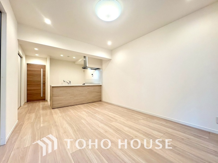 内装 【LIVING】◆simple is best◆無駄のない綺麗なつくりのリビングルームであなただけの暮らしを。