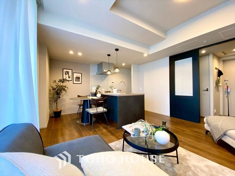 内装 【LIVING】◆家族◆愛する家族を一目で見渡せる。家族が集う空間。永遠に続く幸せな毎日を、ここで。