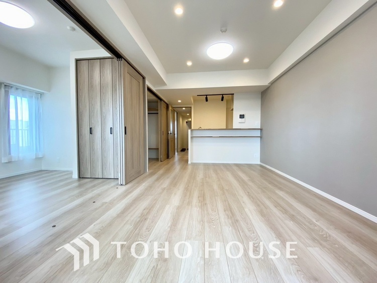 内装 【LIVING】◆家族◆愛する家族を一目で見渡せる。家族が集う空間。永遠に続く幸せな毎日を、ここで。