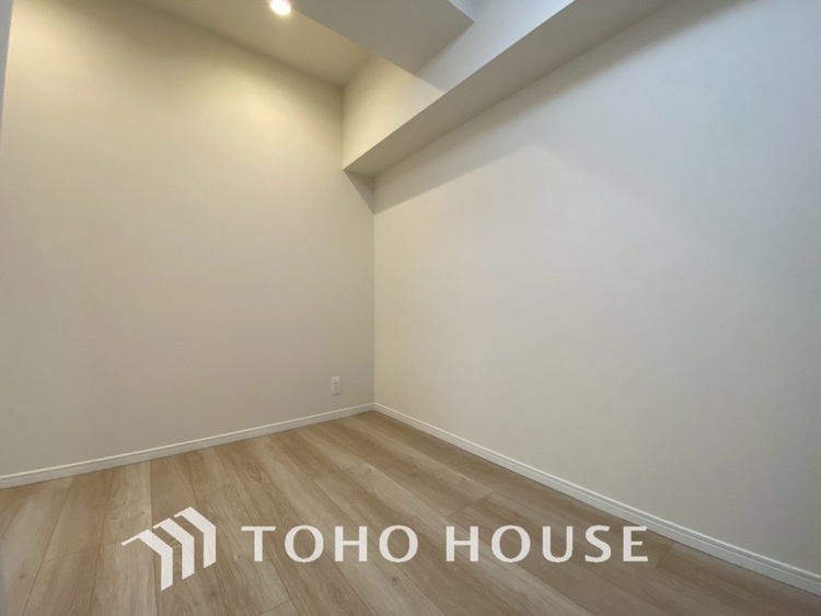 内装 【PRIVATE ROOM】◆属毛離裏◆子は父を手本とし、母に愛育されて成長する。家族の深い繋がり。いつまでも大切にしたい。