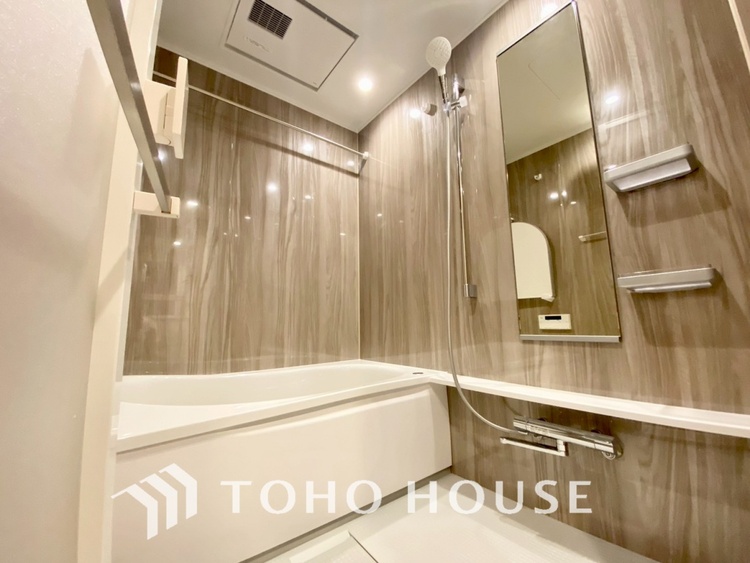 風呂 【BATHROOM】◆プライベートな空間◆simpleだからrelaxできるんです。こころもからだもキレイさっぱり。