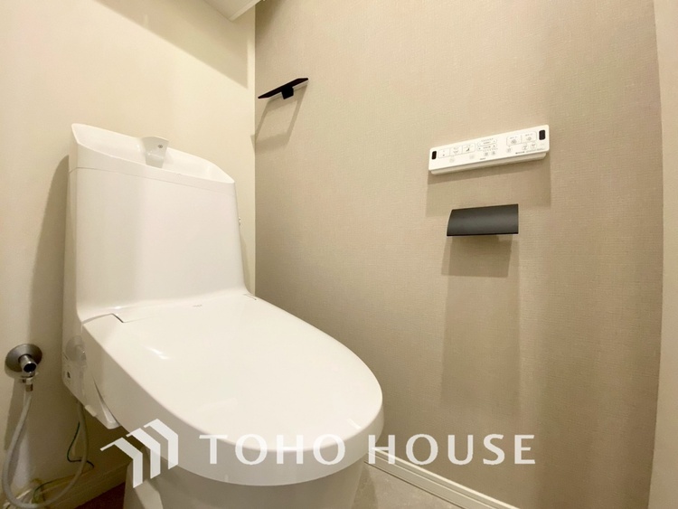 トイレ 【TOILET】◆快適◆な生活に不可欠。節水型の高性能トイレを新設。