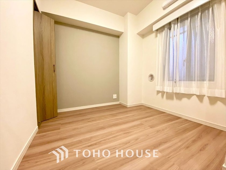 内装 【PRIVATE ROOM】◆快適◆な暮らしに不可欠な収納スペース。快適さとともに思い出も詰まっていく。