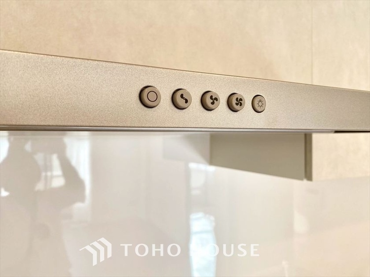 その他 【KITCHEN】◆開放的◆後片付けが楽なシステムキッチン。収納スペースの充実！