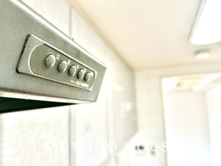 キッチン 現在改装中【KITCHEN】◆家族のおはよう◆の声を笑顔で迎えてあげられるシステムキッチン。朝ごはんが楽しみでちょっと早起きしたくなるんです。