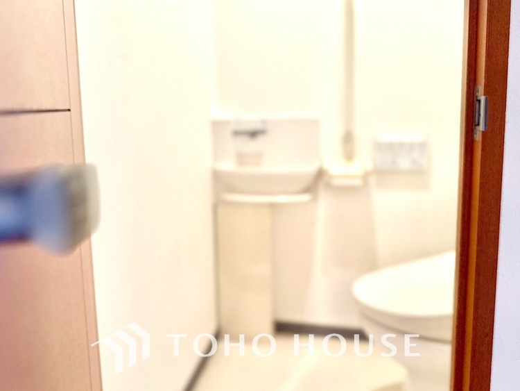 トイレ 現在改装中【TOILET】◆快適◆な生活に不可欠。節水型の高性能トイレを新設。