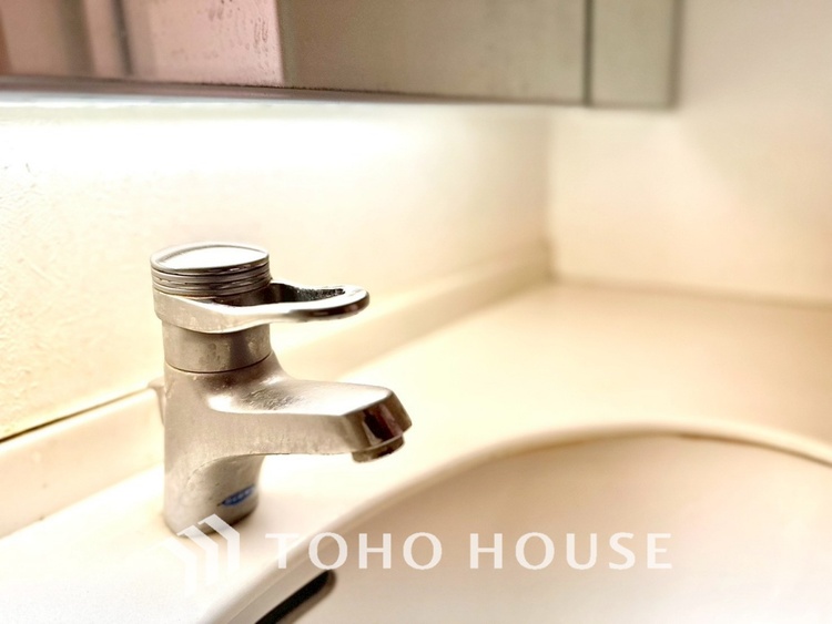 洗面 現在改装中【WASHROOM】◆快適◆煌びやかな暮らしの中にも忘れたくない快適さ。大きな収納が助けてくれます。