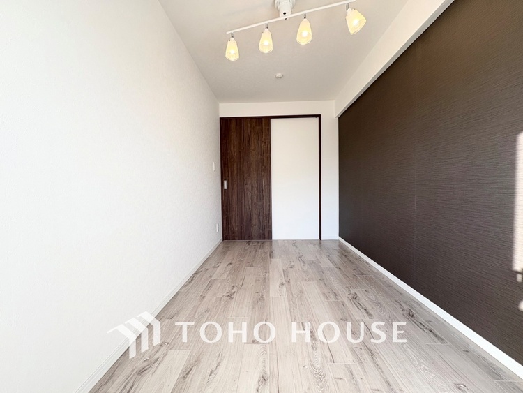 内装 【PRIVATE ROOM】◆快適◆な暮らしに不可欠な収納スペース。快適さとともに思い出も詰まっていく。