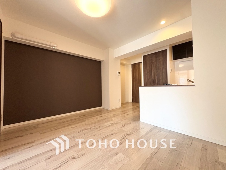 内装 【LIVING】◆住む喜び、楽しさ、感動◆を君と共有したい。いつまでもずっと家族を見渡せるこの広い空間で。