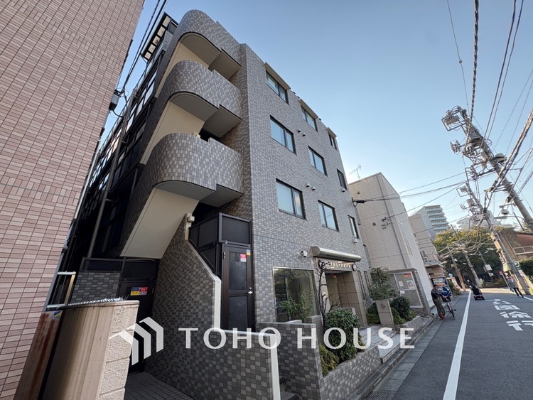 外観 【APPEARANCE】◆住む喜び、楽しさ、感動◆を君と共有したい。いつまでもずっと家族を見渡せるこの広い空間で。