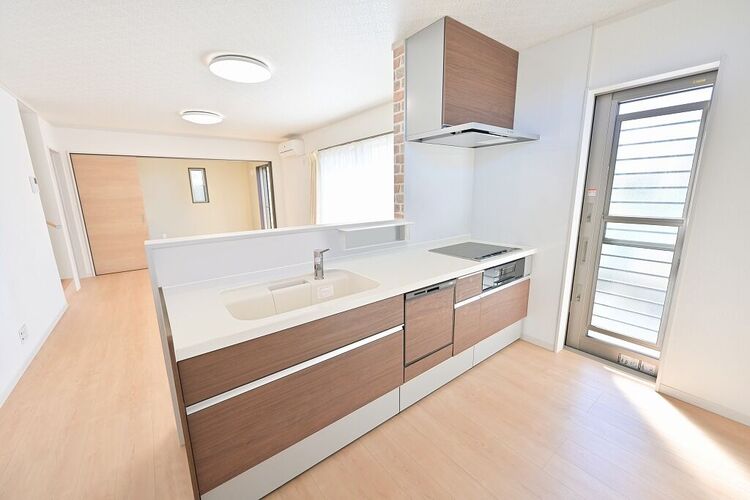 キッチン 機能性とデザイン性に優れたシステムキッチン