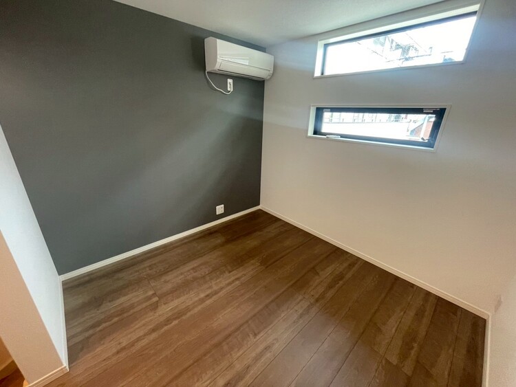 居間 居心地の良い空気感は、暮らしのステージを彩り、心からのやすらぎと満足感を与えてくれます。