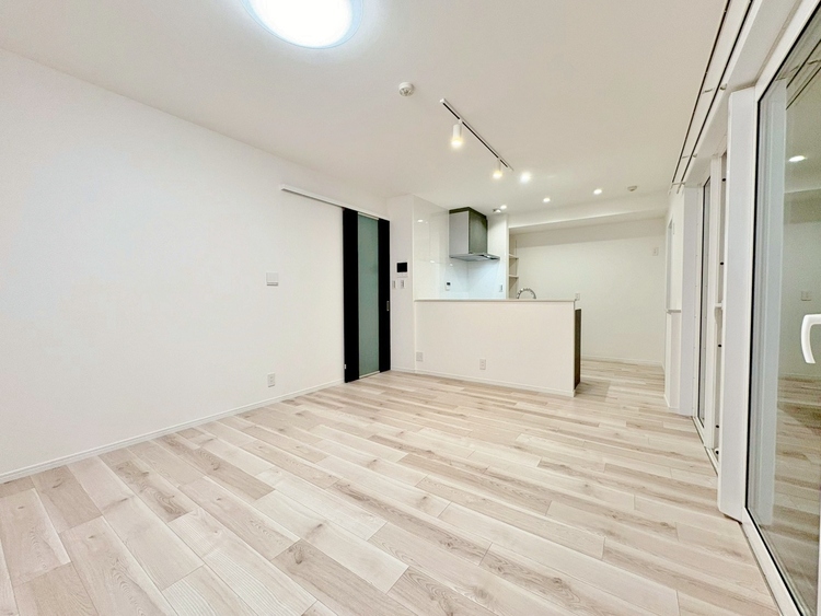 居間 豊かな居住性と、安心感を満たすクオリティが見事に調和した住空間。