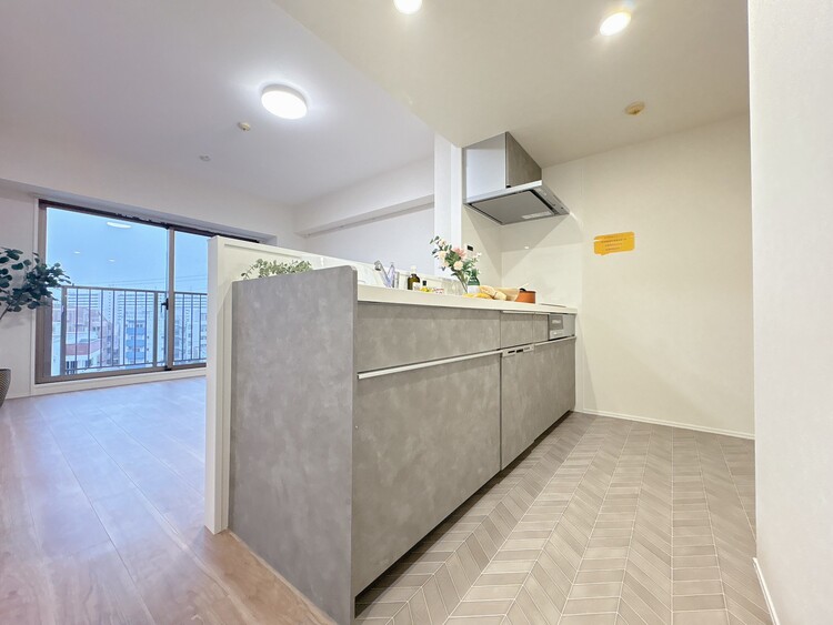 キッチン 洗練されたスタイリッシュなデザイン性と使いやすさを備えた仕様。