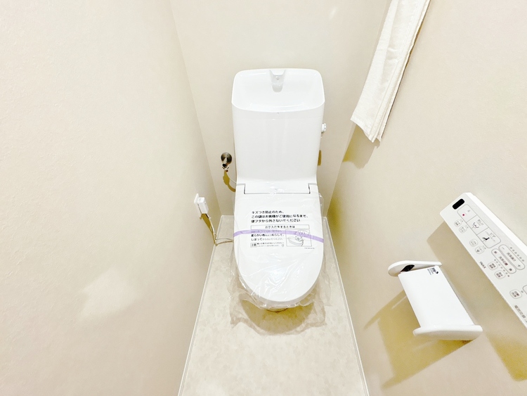 トイレ 暮らしの中のさりげないひとときの快適さにも、こだわりを、持って設備を配しております。