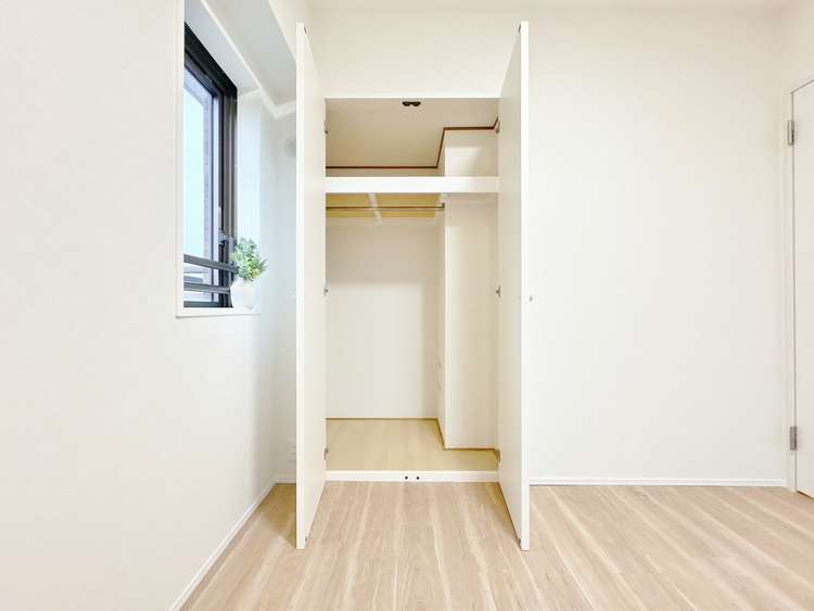 収納 居室にはクローゼットがあり、荷物もスッキリ収納して快適にお過ごしいただけます。
