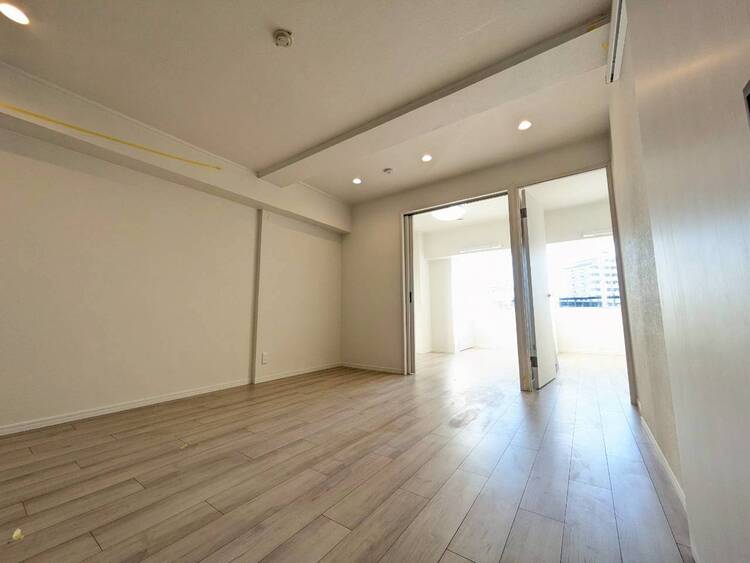 居間 飾り過ぎないシンプルな内装と偏り過ぎないデザインで統一しました。