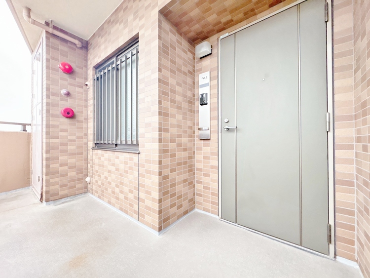 玄関 玄関を開ければ、そこは安らぎのご自宅。