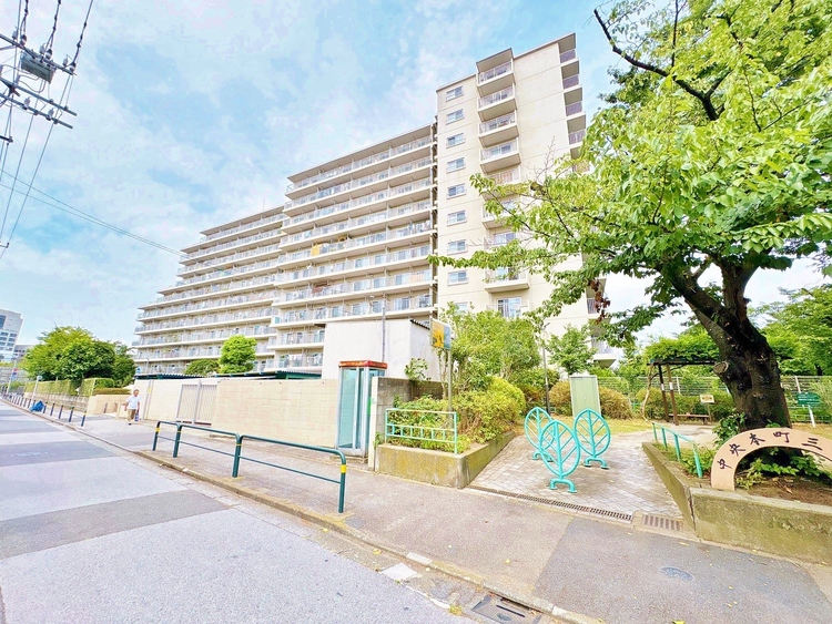 外観 資料には掲載していない情報が、現地にはたくさんあります。是非一度、現地をご確認ください。