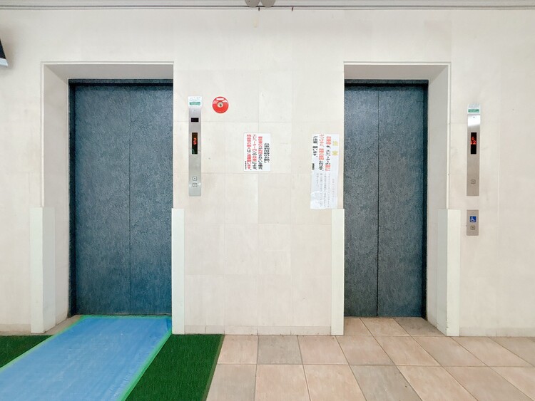 設備 エレベーターの管理も、きちんと行き届いてます。