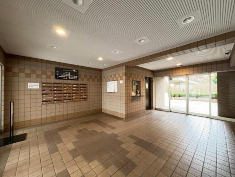 エントランス 【2025年10月撮影】