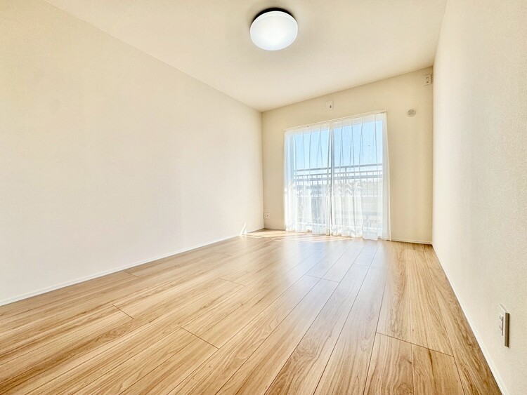 その他 清かで艶やかな時間をもたらしてくれる室内です。