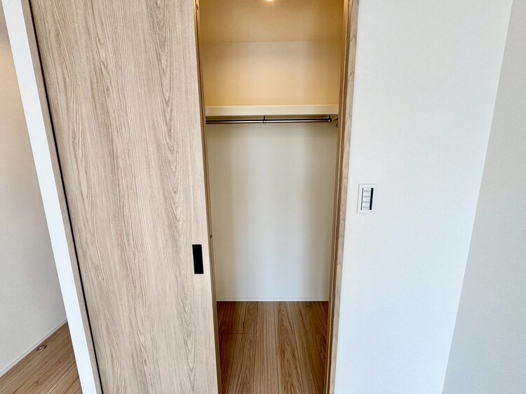 その他 家電やスーツケース、ストック品など何でも片付く嬉しい空間です。