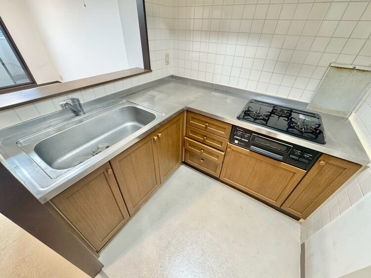 その他 開放感のあるキッチンスペース。調理をしながら、会話も弾みそうですね。