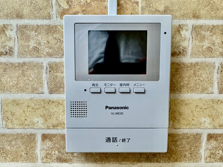 その他 誰が来てもわかる様にモニター付きインターホンを設置。