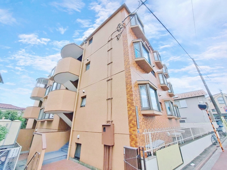 その他 飽きのこないシンプルモダンな外観です。