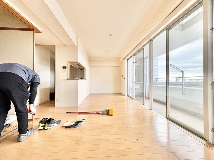 内装 ◆ここに在る◆事も無げに美しく、伝えるには筆舌に尽くし難い。豪華絢爛や華美と言う事ではなく、住まう者にとって暮らし易く心地がいいと言う美しさがこの住まいには込められている。