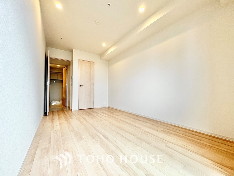 内装 ◆子供部屋◆冷涼な風、そよぐリビング。だんらんの場所はここから始まり、ここで終わる。家族の笑顔が集う素敵な場所だから、こだわり抜いた思いが詰まっているのだと思う。