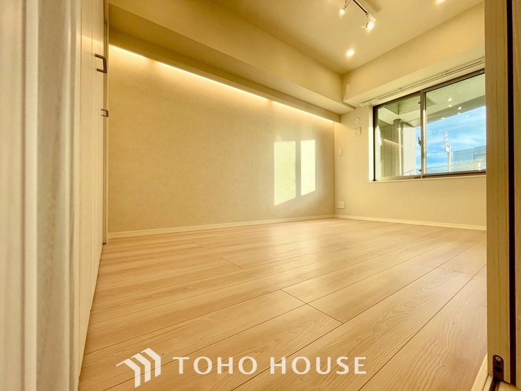 内装 【PRIVATE ROOM】◆属毛離裏◆子は父を手本とし、母に愛育されて成長する。家族の深い繋がり。いつまでも大切にしたい。