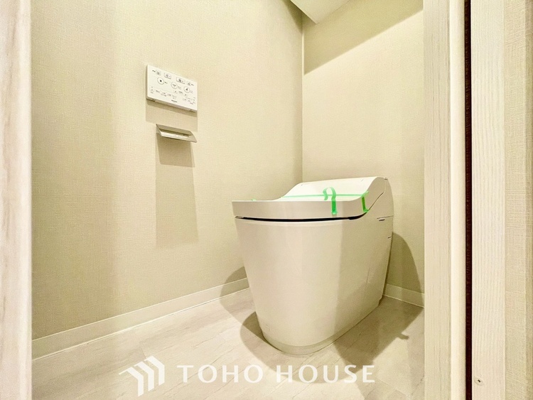 トイレ 【TOILET】◆快適◆な生活に不可欠。節水型の高性能トイレを新設。